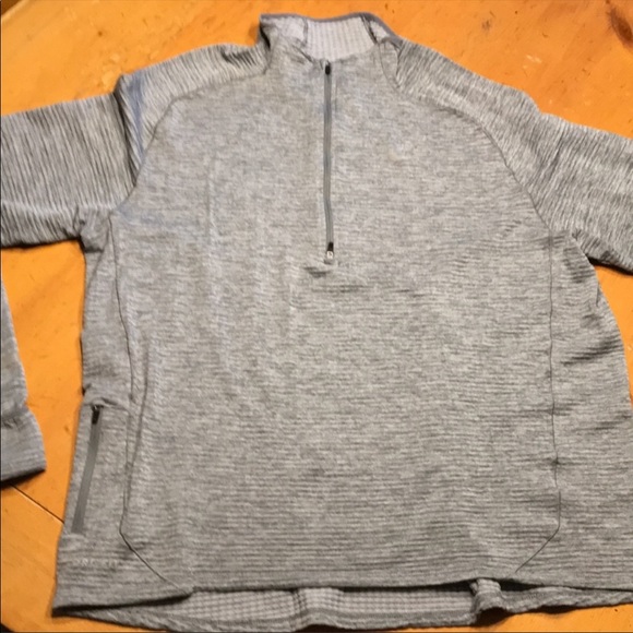 Nike Dri-Fit Men’s Gray Half-Zip - Picture 3 of 9